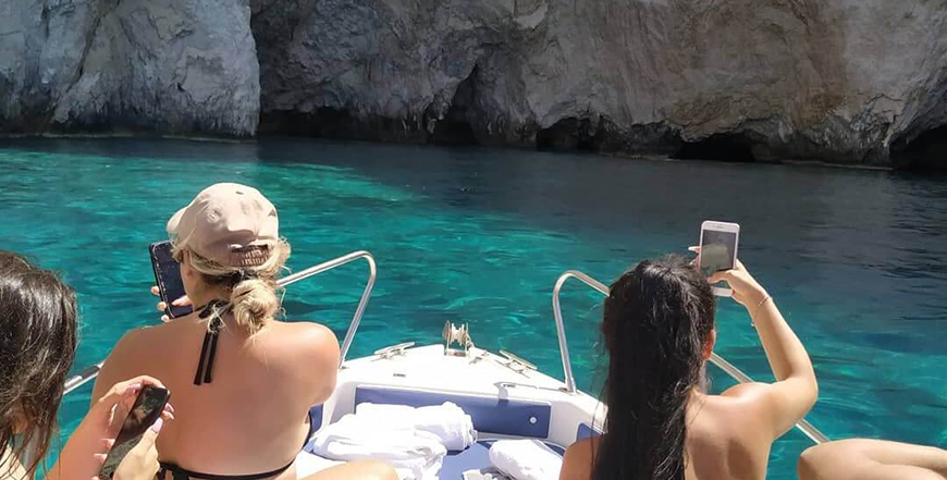 shipwreck tour life and boat