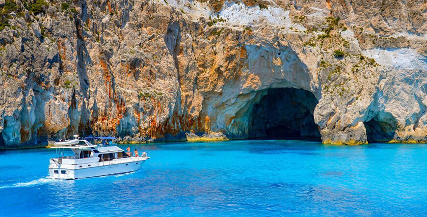 shipwreck tour life and boat